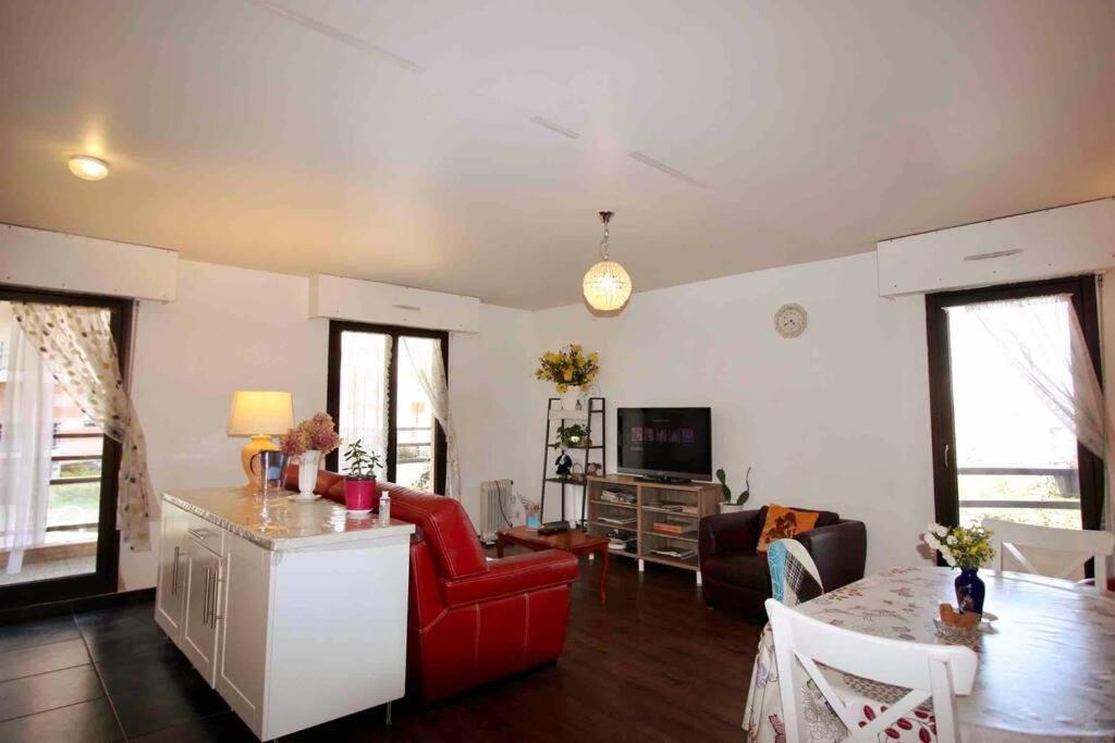 T3 - 62M2 - Parking Prive - Metro Apartment ตูลูส ภายนอก รูปภาพ